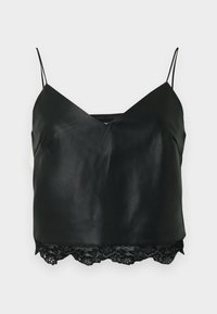 Camisă neagră din piele cu bretele subțiri, având un decolteu în formă de V adânc și o margine din dantelă la tiv, creând un contrast de texturi stratificate.