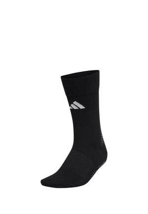 Černá sportovní ponožka po střed lýtka s žebrovaným lemem a bílým logem Adidas na boku na bílém pozadí.