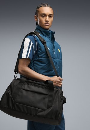 Puma, SCUDERIA FERRARI PRO WEEKENDER 35 L DUFFEL-BAG UNISEX - Sac de sport - black