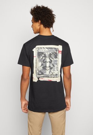 OGA FINE ART - Print T-shirt - black