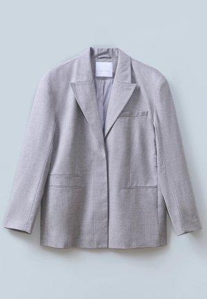 Helles graues Blazer aus strukturiertem Stoff mit Reverskragen, einer Brusttasche und zwei Fronttaschen, entworfen in lockerer Passform.