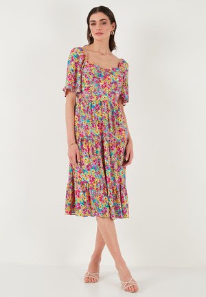 LELA Day dress - fuchsia