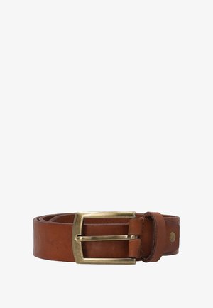 Ceinture en cuir marron enroulée avec une boucle rectangulaire en laiton et une boucle en cuir près du fermoir.