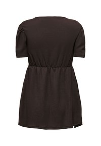Σκούρο καφέ φόρεμα με κοντά μανίκια, με σούρες στη μέση και ελαφρώς υφασμένο ύφασμα, που φαίνεται από πίσω.