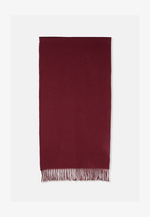 Fular burgundiu realizat dintr-un material moale, cu margini franjurate și un design rectangular curat. Branding subtil localizat în colțul de jos.