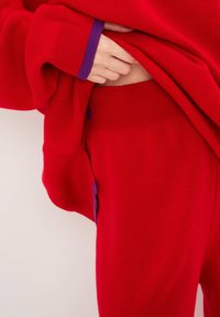 Cesare Gaspari OVERSIZED JOGGER SET  - Tréningruha alsók - red