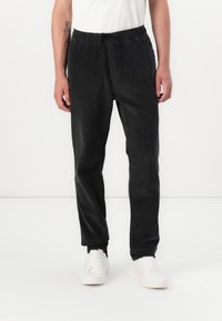 Tommy Jeans ISAAC - Pantalon classique - black