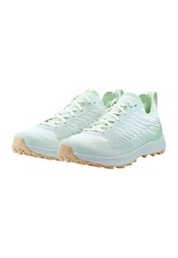 Scarpe sportive verde chiaro con una tomaia testurizzata, suola in gomma e chiusura con lacci. Presentano una sfumatura di colore e un tallone in gomma sagomato.