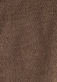 Next REGULAR FIT - Hlače - brown