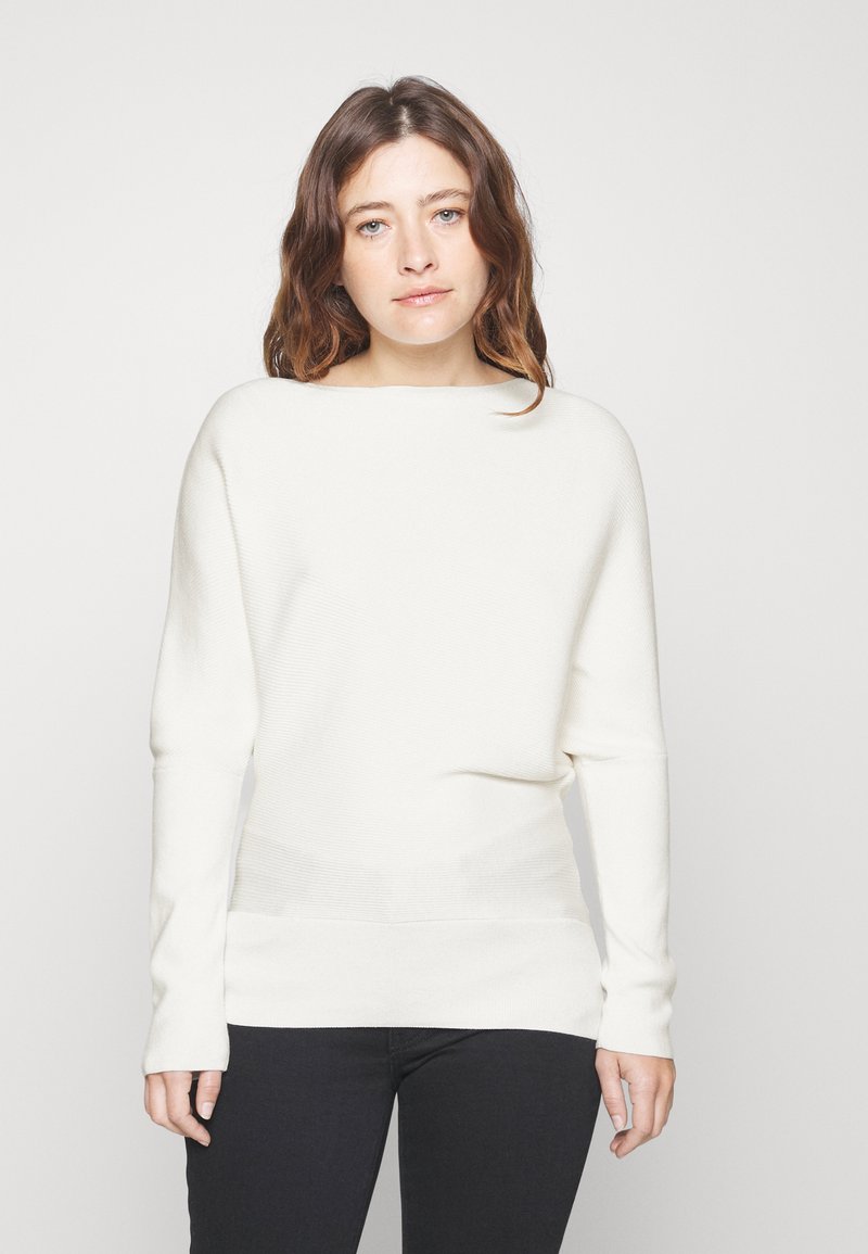 Banana Republic Petite BOAT NECK ECO SERENE Jersey de punto snow