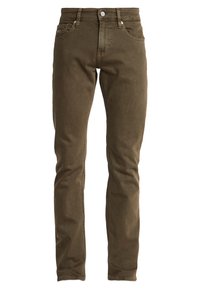 Vaqueros de mezclilla verde-marrón con un ajuste slim, cinco bolsillos, cierre frontal de botones y detalles de costuras tonales. Textura suave y diseño típico de vaqueros.