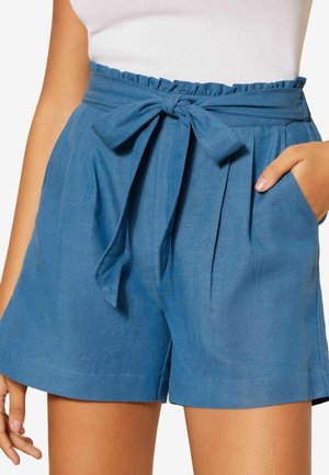 TIE WAIST REGULAR FIT - Pantaloni scurți - chambray blue