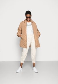 GANT ARCH LOGO - Camisola de manga comprida - eggshell