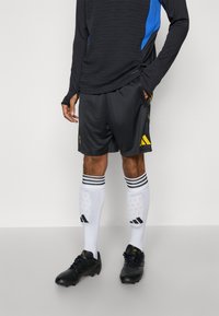 adidas Performance MANCHESTER UNITED TRAINING SHORTS - Športne kratke hlače - black/blue/tribe yellow