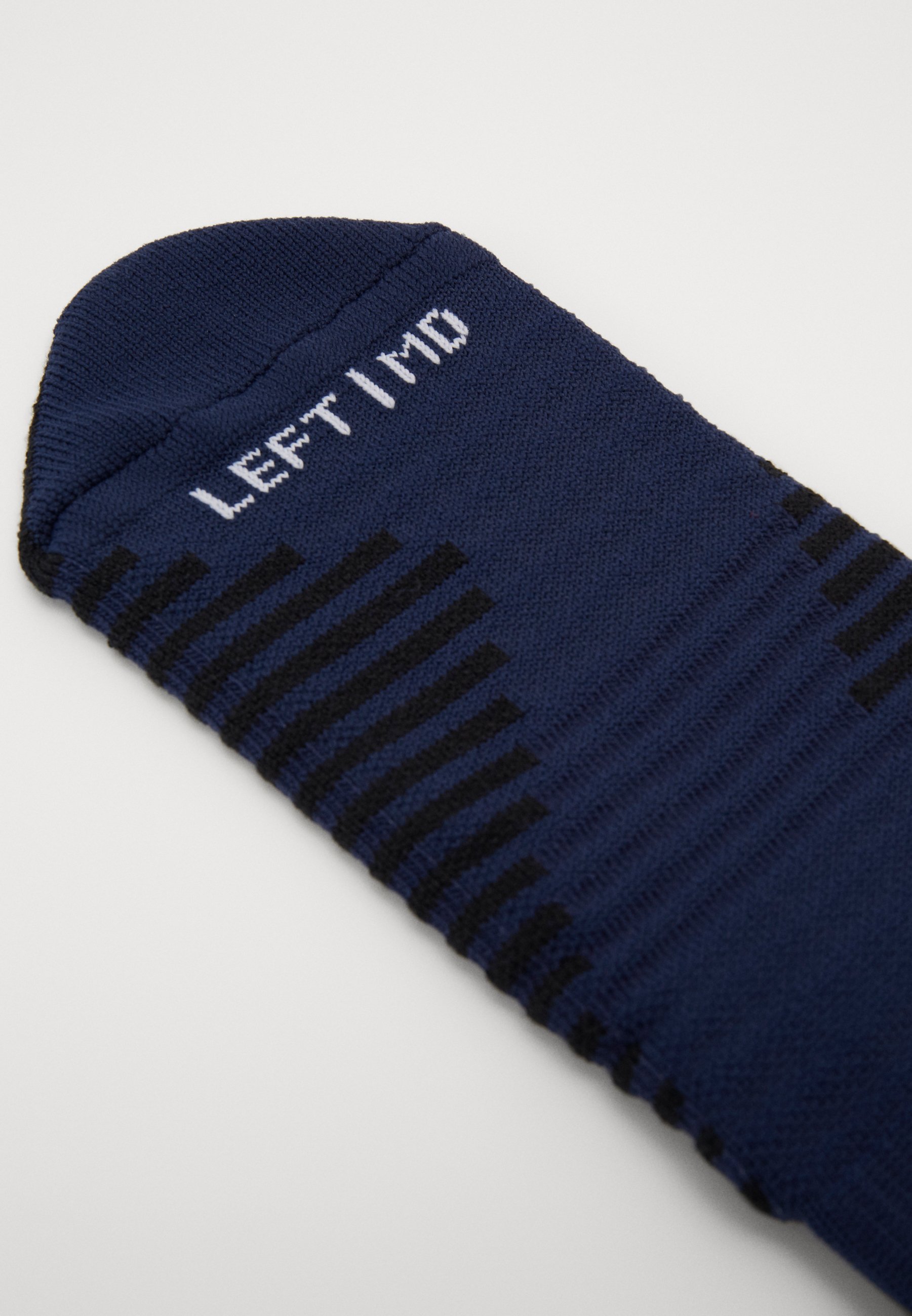 dark blue nike socks