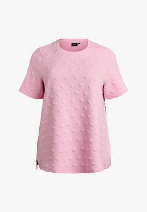 Różowy, krótki rękaw T-shirt wykonany z fakturowanej tkaniny z wypukłymi wzorami serc, okrągłym dekoltem i bocznymi rozcięciami dla ułatwienia ruchu.