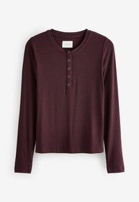 Burgundy långärmad henleytröja gjord av ribbat tyg, med rundad halsringning, femknapplås och en avslappnad passform.