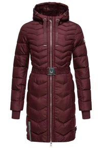 Unselected, dark red melange