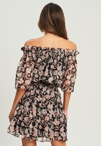 CHANCERY Vestido informal - light pink