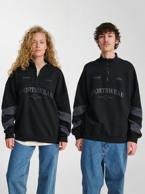 Hummel, OVERSIZED HALFZIP UNISEX - Sweatshirt - black/ebony