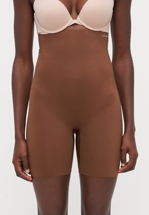 Calvin Klein Underwear SHAPEWEAR SCULPTED FIRM MICRO THIGH SHORT STAY PUT STRETCH - Figūrą formuojantys apatiniai - sunstone
