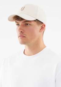 Johnny Urban JASON - Keps - cream sand