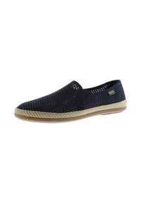 Zapato tipo slip-on de malla azul marino con un acento trenzado de yute alrededor de la suela y base de goma, con una etiqueta con el logo en el lateral.