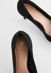 Next FOREVER COMFORT REGULAR FIT - Klassiska pumps - black