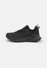 Unausgewählt, core black/grey four/carbon