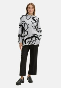 TOM TAILOR Jumper - grey geometric knit pattern