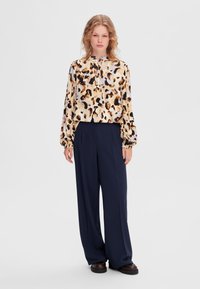 Selected Femme SLFTINNI WIDE PANT - Hlače - dark sapphire