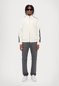 Emporio Armani FELPA - Felpa con zip - bianco caldo