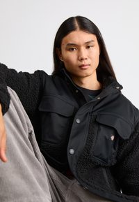 Dickies BUILT UP MOUNT HOPE - Veste d'hiver - black