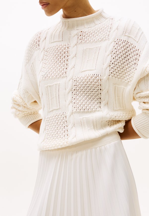 FLUID PLEATED PULL ON MIDI SKIRT - Pleated skirt - ivory petal4