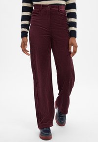 Sélectionné, aubergine