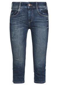 Mörkblå denim capri-jeans med en blekt textur, med knappstängning, fem fickor och små slitna detaljer.