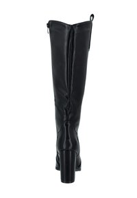 Botas de cuero negro de altura hasta la rodilla con tacón cuadrado, textura suave y diseño de parte superior taperado. Presentan un cierre lateral y costuras mínimas.