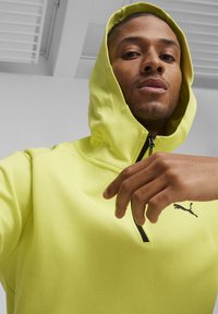 Puma RAD CAL HALF-ZIP - Mikina s kapucňou - lime sheen
