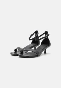 Vagabond JONNA - Sandaalid - black
