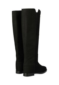 Bottes en cuir noir, montantes jusqu'aux genoux, avec une texture lisse, présentant un léger détail de coupe en haut et un petit talon empilé.