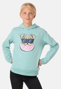 Felpa verde menta con grafica di un bulldog francese che indossa occhiali da sole, su una fetta di anguria rosa, realizzata in tessuto morbido e testurizzato.