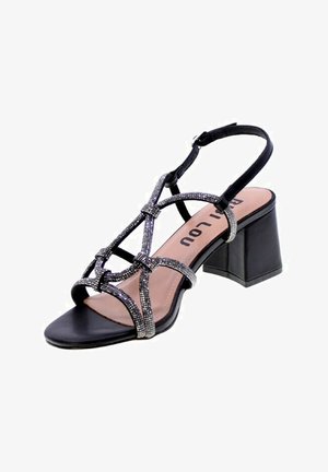 Sandalia de tacón negro con tiras de strass entrelazadas, diseño de punta abierta y un tacón grueso. Parte superior texturizada y plantilla acolchada.