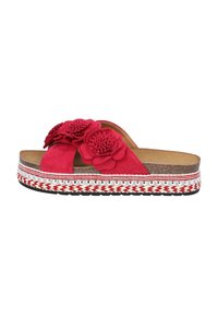 Rote Wildleder-Slipper mit floralen Applikationen, dicker geflochtener Plattform und strukturiertem Rand, ausgestattet mit einem Korkfußbett und Gummisohle.