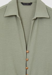 Calliope CROP CON NODO - Hemdbluse - salvia