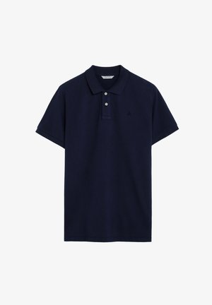 Polo azul marino de algodón, con cuello clásico, dos botones, mangas cortas y un pequeño logo bordado en el pecho.