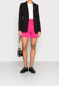 Esprit Shorts vaqueros - pink