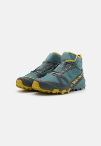 Dynafit TRAVERSE MID GORE TEX - Hikingskor - lichen/atlantic