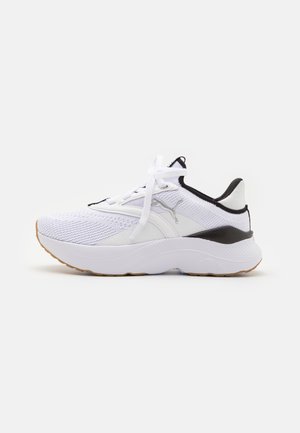 SOFTRIDE MAYVE - Chaussures fitness - white/black/silver