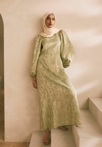 Next REGULAR FIT - LONG SLEEVE WAISTED PUFF - Maxi šaty - sage green