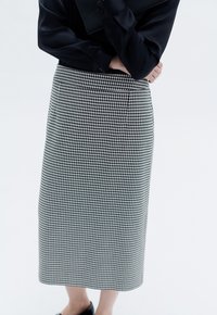 Caroll JASON - Gonna a campana - noir